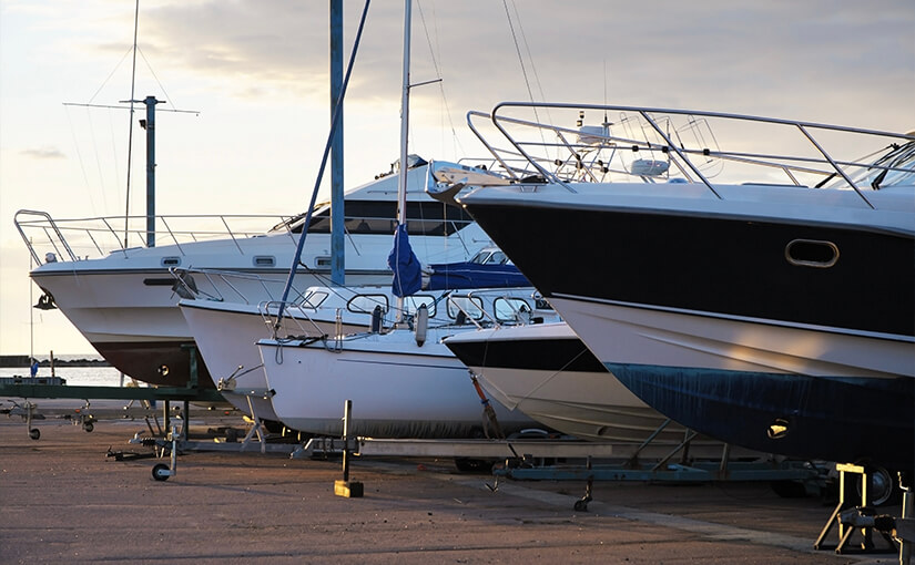 Second deals hand boats